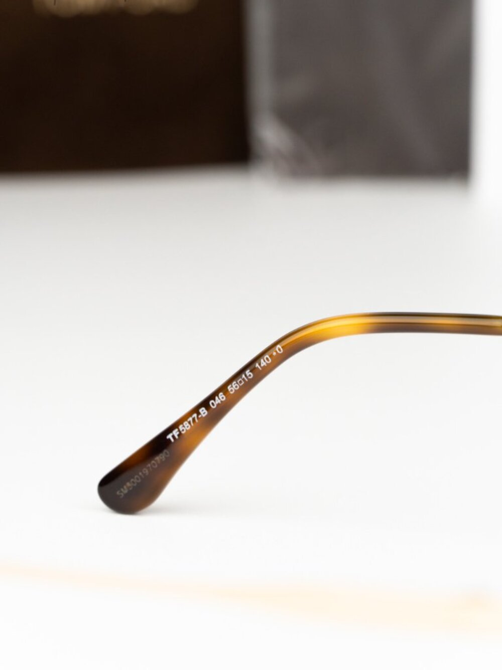 Tom Ford Women Eyeglasses Matte Brown Gold Cat Eye FT5877-B 046 NEW AUTHENTIC - Picture 4 of 10